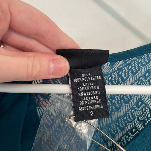 TORRID 2 Plus Size Lace Inset Georgette Blouse Solid Teal Blue Green Long Sleeve - Picture 12 of 16